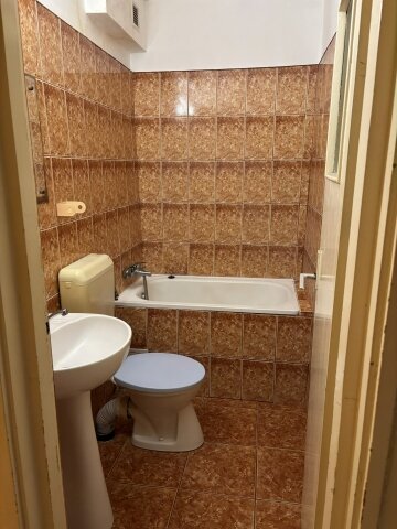 Titan, garsoniera cu balcon 32mp, Bucuresti,  59.000euro